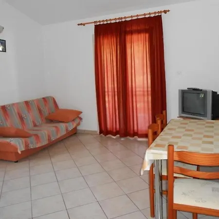 In With Sea View, Balcony, Air Conditioning, Wifi 5150-4 شقة Ražanj