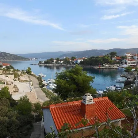Apartment In With Sea View, Balcony, Air Conditioning, Wifi 5150-4