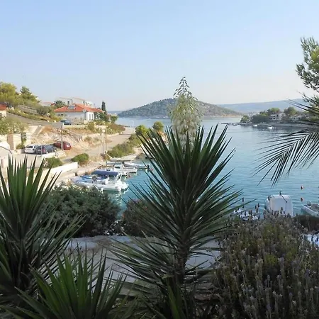 In With Sea View, Balcony, Air Conditioning, Wifi 5150-4 * Razanj