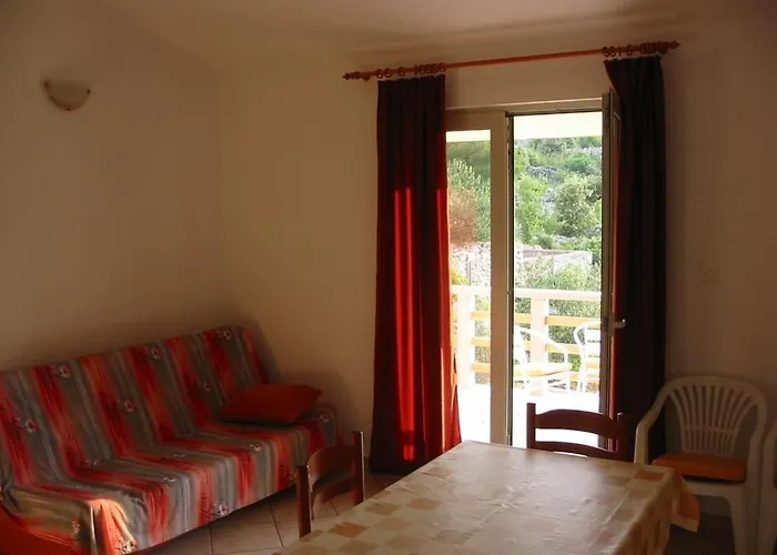 Appartement In With Sea View, Balcony, Air Conditioning, Wifi 5150-4 *