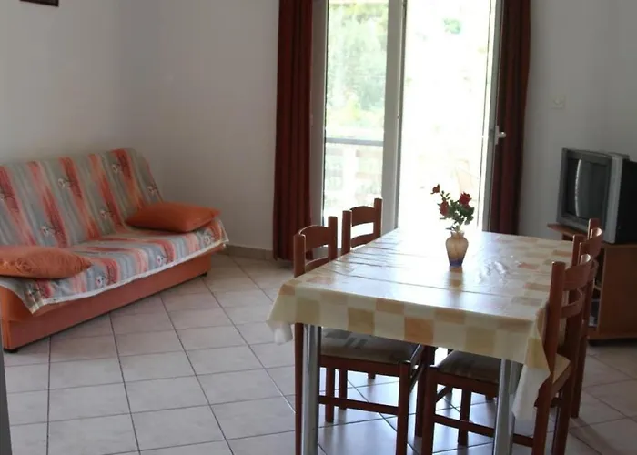 In With Sea View, Balcony, Air Conditioning, Wifi 5150-4 * Ražanj