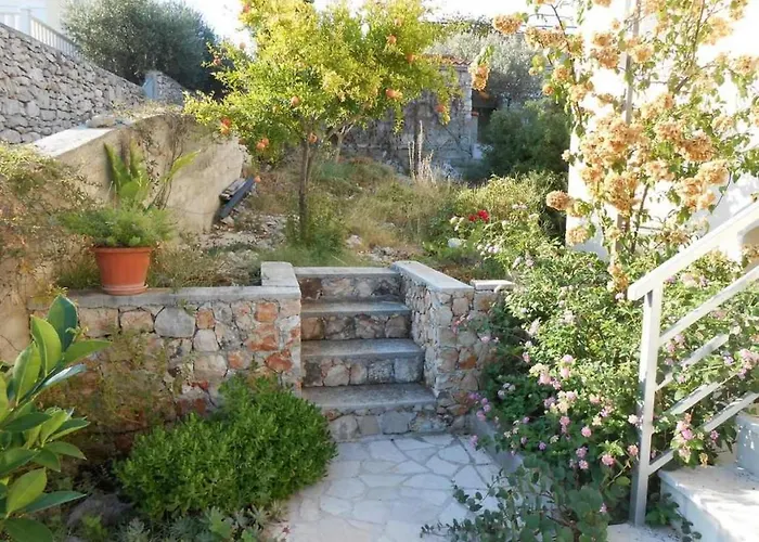 Appartement In With Sea View, Balcony, Air Conditioning, Wifi 5150-4 *